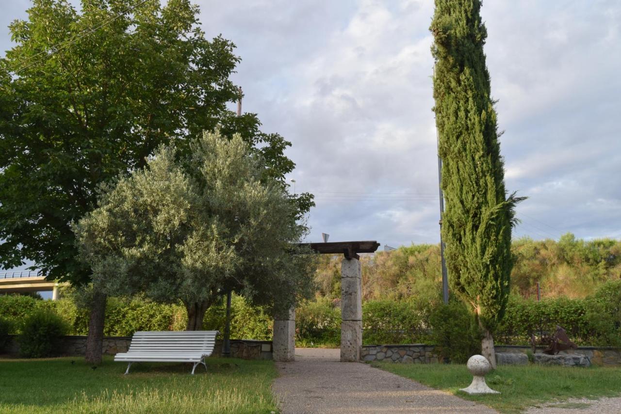 Hotel Las Casitas Del Jardin Tudela de Duero Buitenkant foto